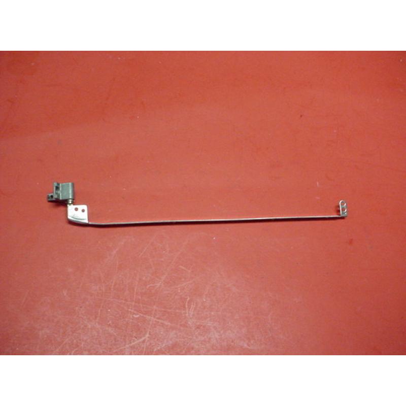 A75 Hinge Right PN: AMCW1029000