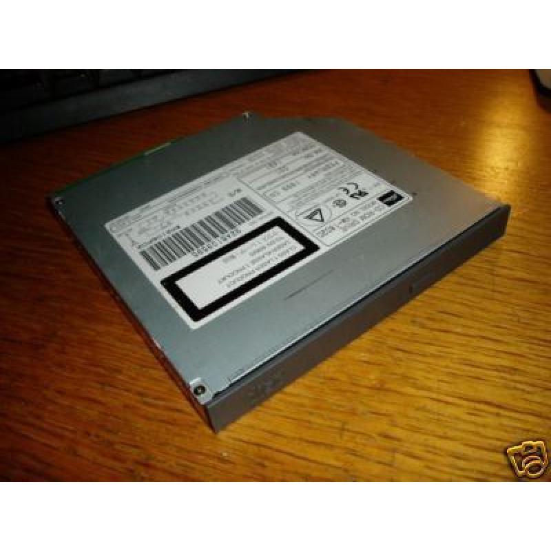 Toshiba PAS402U 4020CDT/6.4 3.5 CD ROM Drive PN: XM-1802D