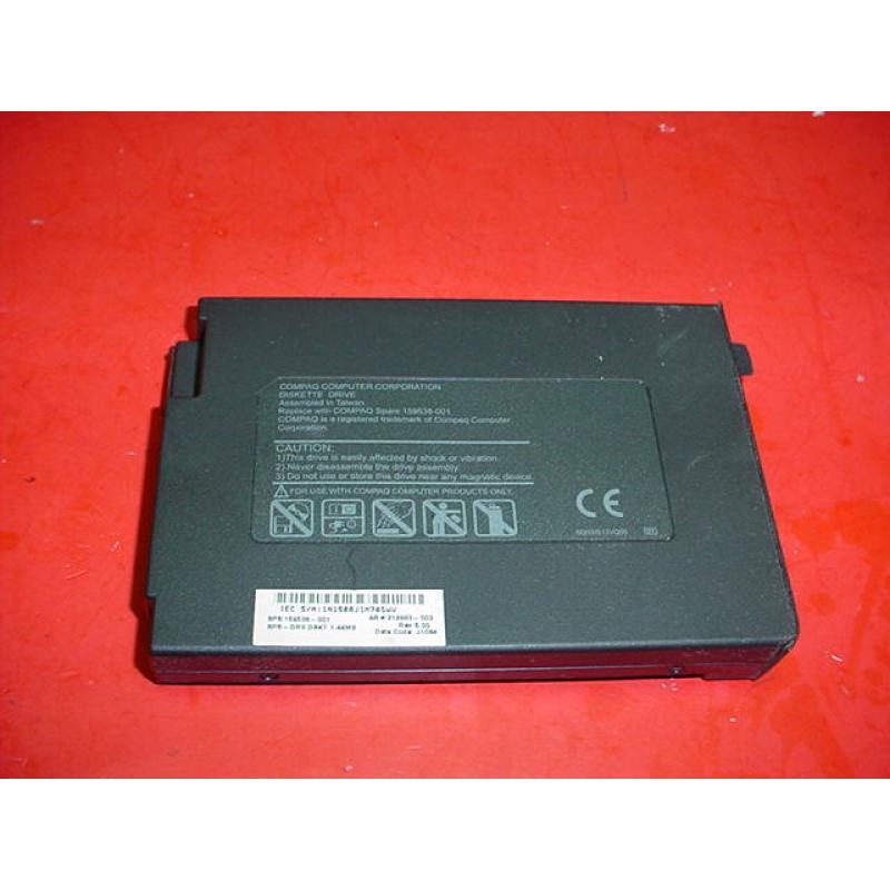 CPQ 159538-001 Floppy Disk Drive - 1.44MB, 3.5-inch - Armada E500